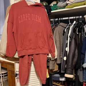 Spiritual Gangsta Set Red 'Carpe Diem' Hoodie and Sweatpants Set